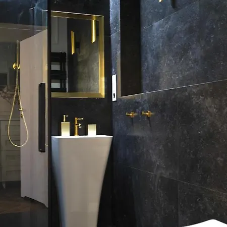Glamour Jacuzzi Apartment Krakow